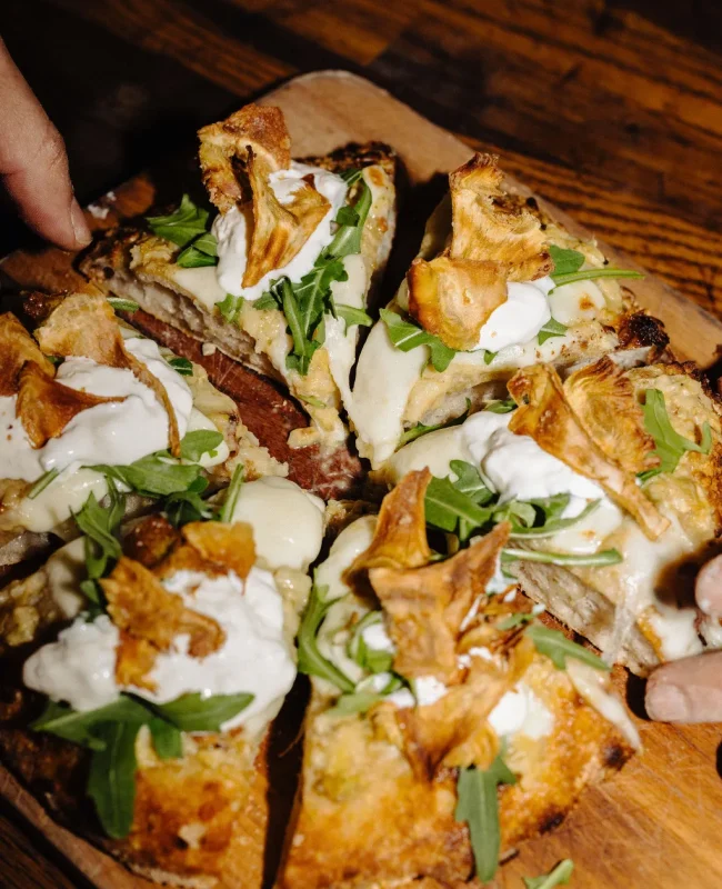 pizza-artichaut-mozzarella-roquette