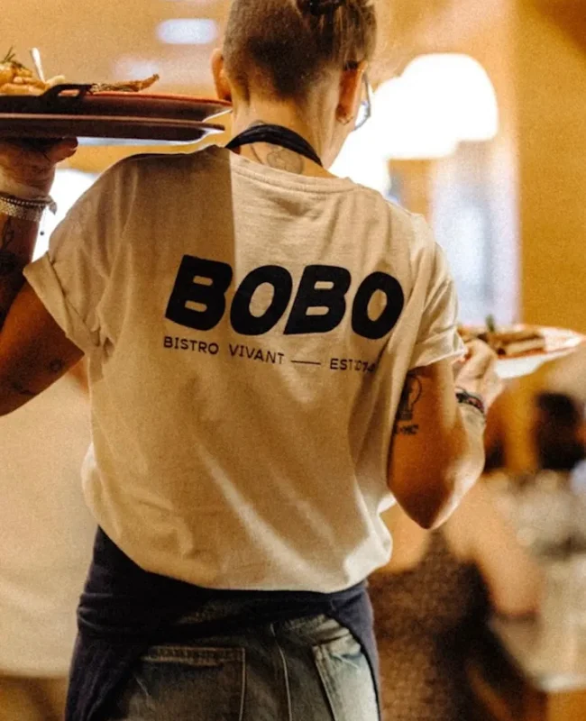 serveuse-bobo-bistro-vivant